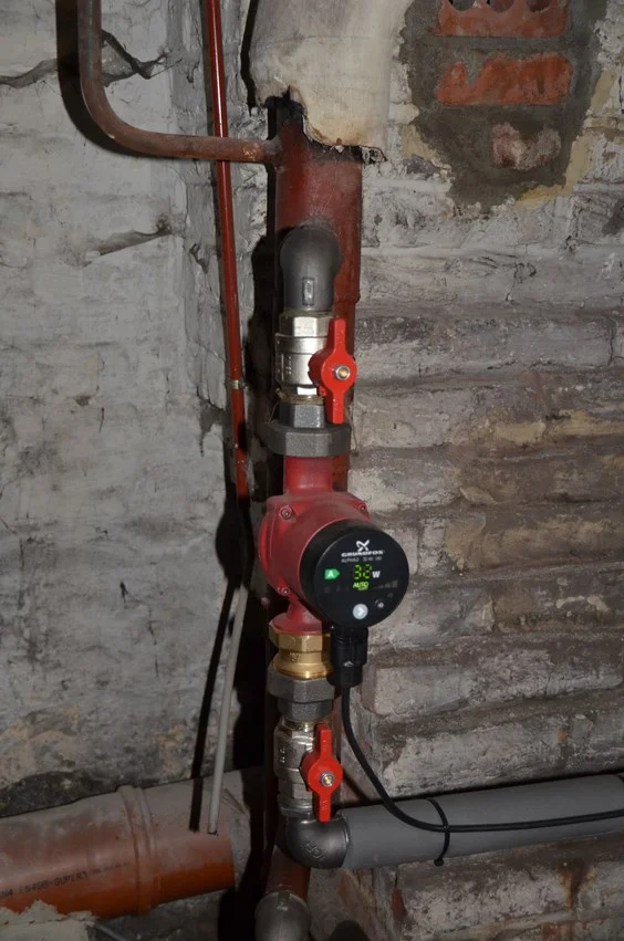 Un circulateur à faible consommation électrique Energy A a été placé